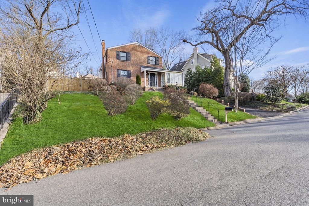 Foto principal - 2551 23rd Rd N