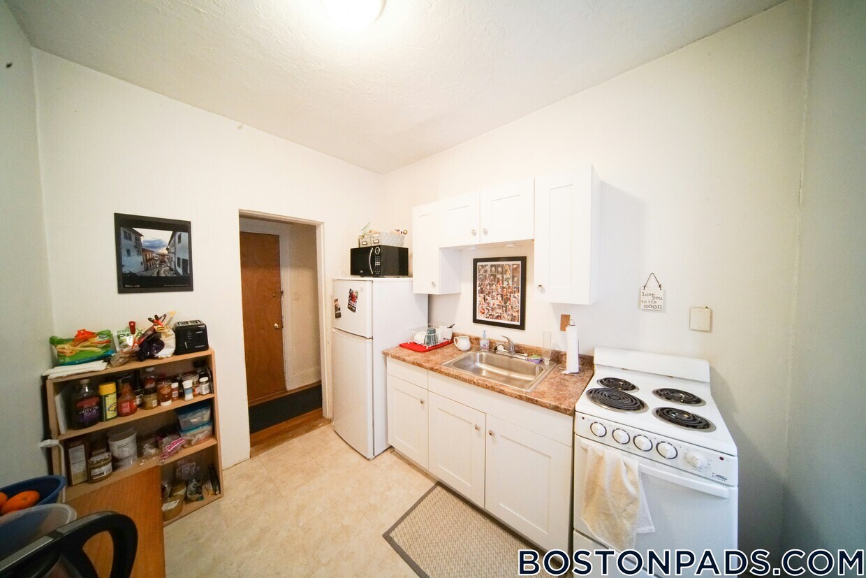 Foto principal - 37 Dwight St