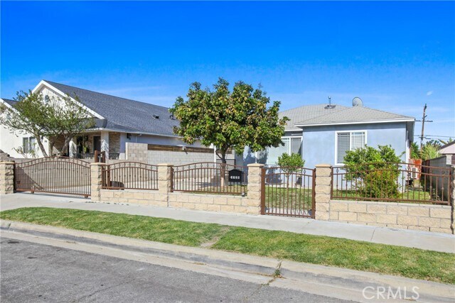 Foto del edificio - 3726 Ellis Ln