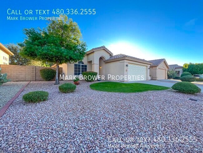 Foto del edificio - 2037 E Angela Dr