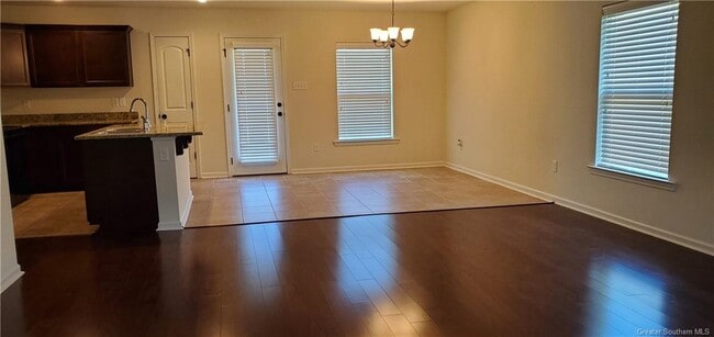 Building Photo - 317 Long Hill Dr