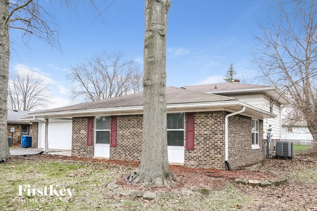 Building Photo - 9570 Gemini Dr