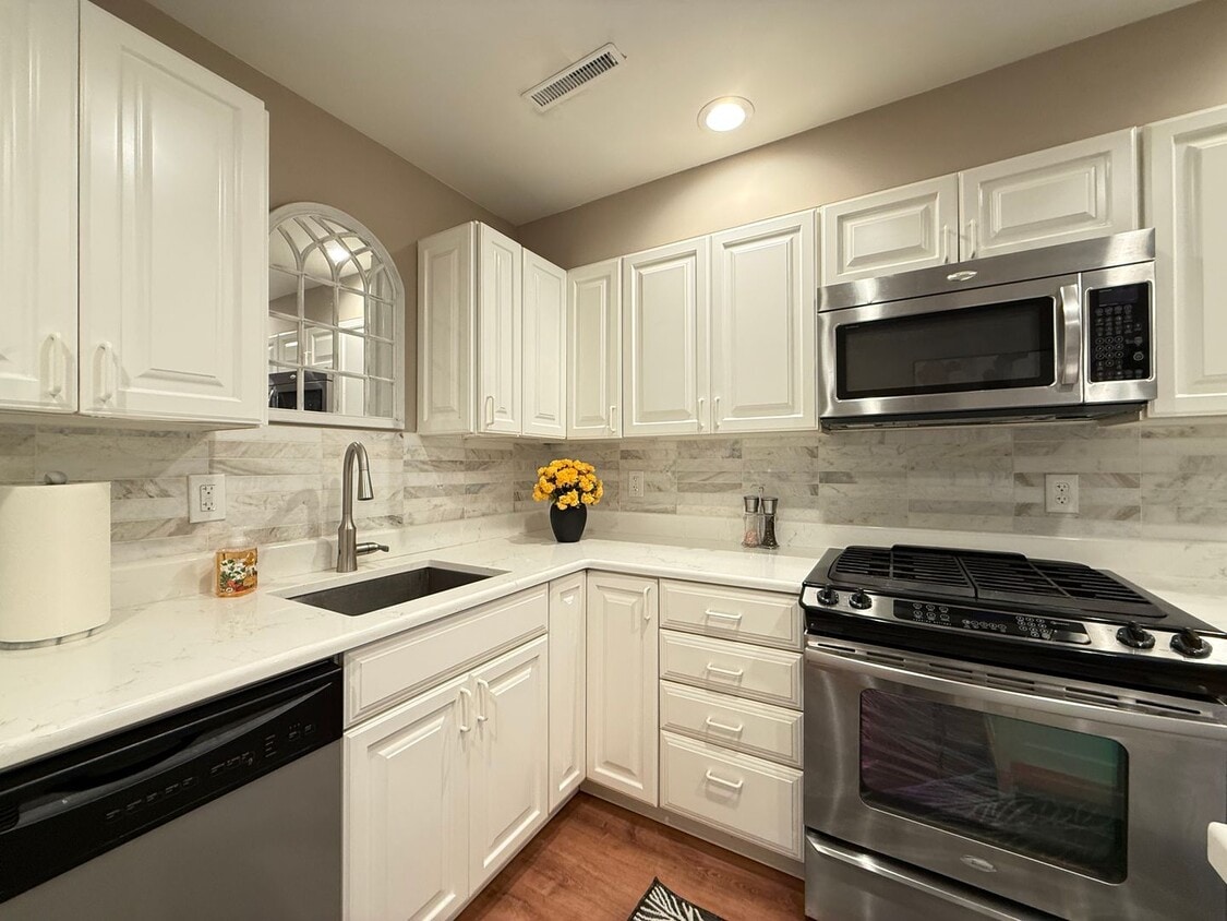 Carriage House - Carriage House