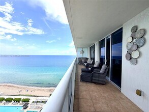 Building Photo - 1830 S Ocean Dr