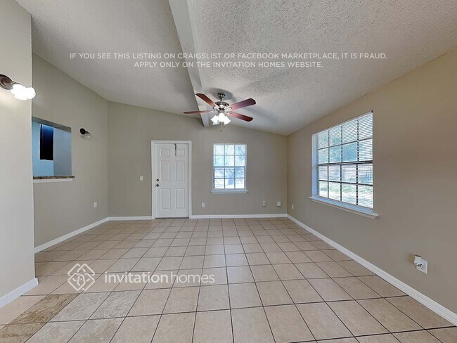 Foto del edificio - 104 Ramblewood Dr