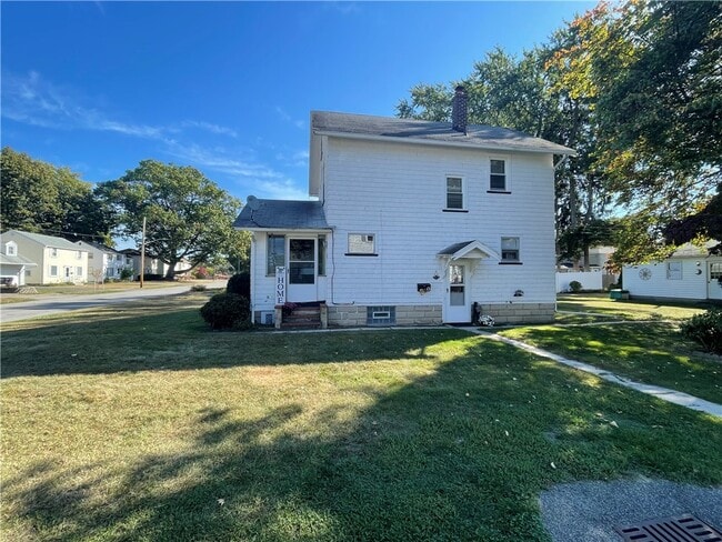 Building Photo - 77 Aragon Ave