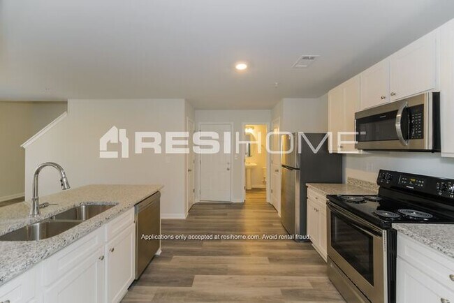 Foto del edificio - 140 WELLBROOK CT
