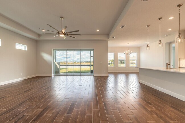 Foto del edificio - Brand new home in Mosaic subdivision. 3 car garage