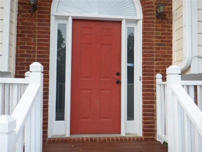 Foto del edificio - 400 Tambec NW Trace