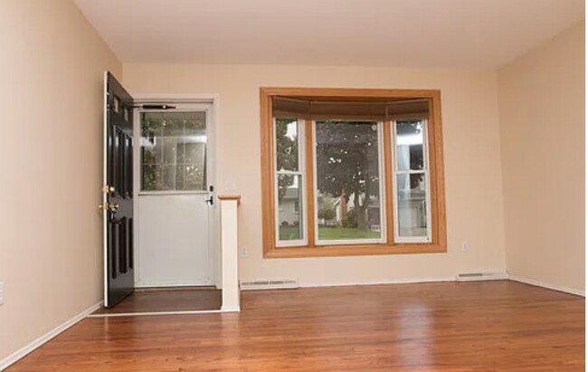 Building Photo - 1793 Bucklew Dr