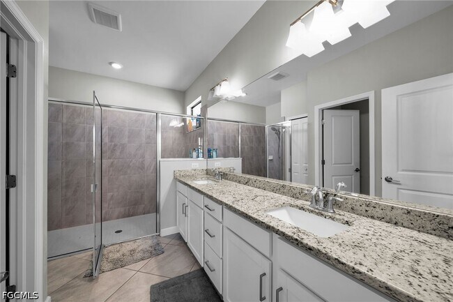Foto del edificio - 13846 Pine Lodge Ln