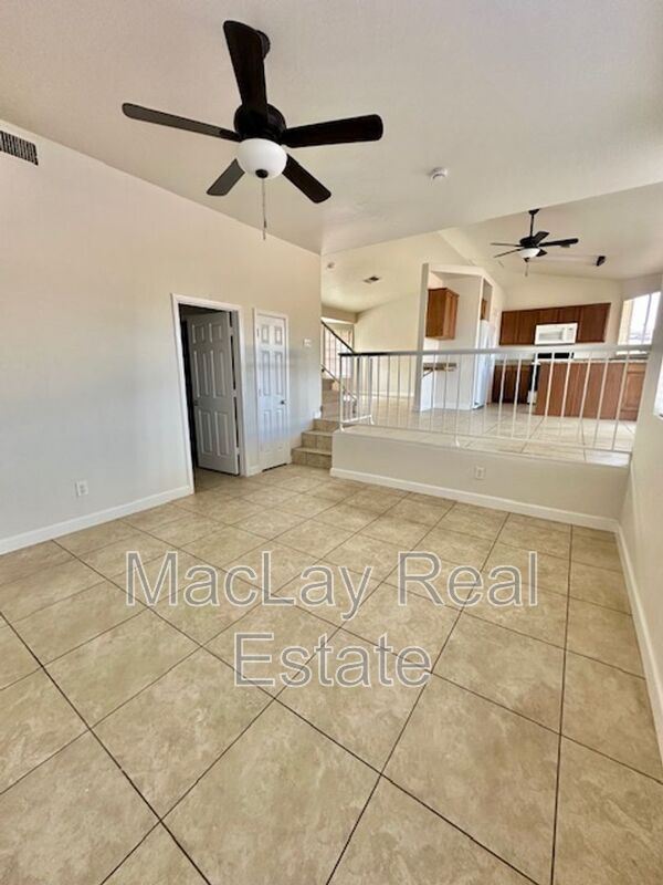 Foto del edificio - 1704 S 39th St