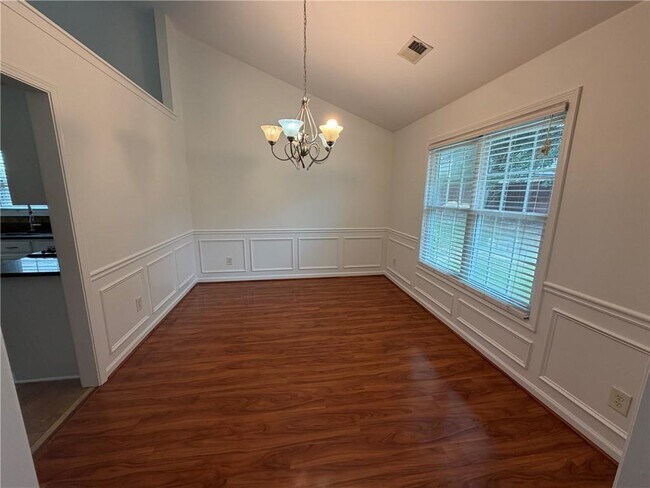 Foto del edificio - 1430 Whatley Mill Cir SE
