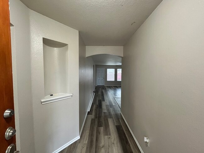 Photo - 10445 Hideaway Trl (Fort Worth, TX) House