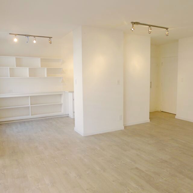 Foto del edificio - 1327 N Laurel Ave