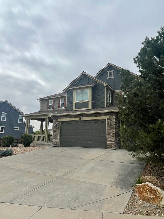 Foto del edificio - Sprawling Two-Story Home in SE Ft. Collins