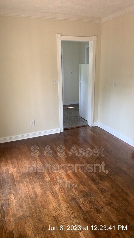 Foto del edificio - 708 Fenton St