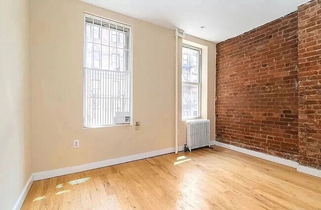 Building Photo - 173 Ludlow St
