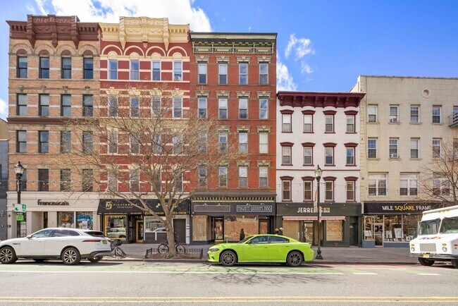 Foto del edificio - 322 Washington St
