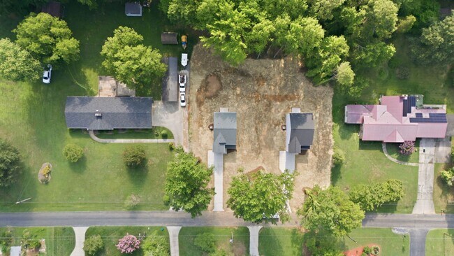 Foto del edificio - 122 Maplewood Ave