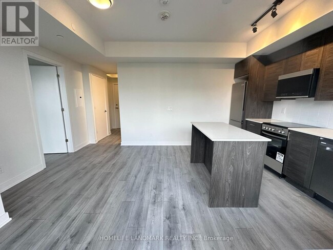 Photo du bâtiment - 15-1515 Ellerslie Ave
