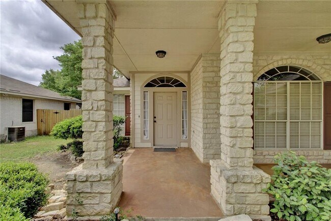 Foto del edificio - 1415 Coral Cay Ln