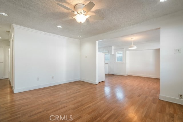 Building Photo - 1125 Heliotrope Dr