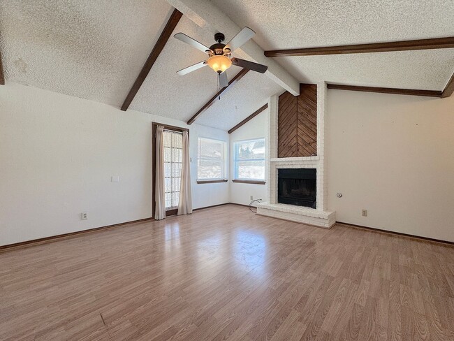 Foto del edificio - Northeast El Paso 3 Bed/1.5 Bath