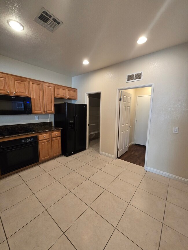 Building Photo - 1378 Caminito Capistrano