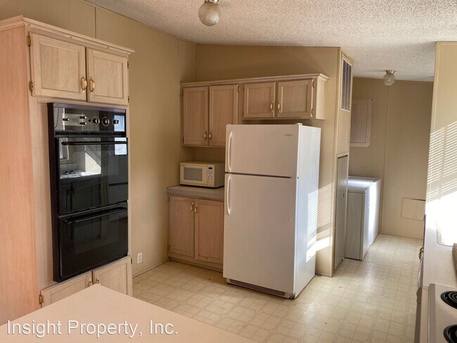 Building Photo - 3 br, 2 bath House - 5331 Money St.