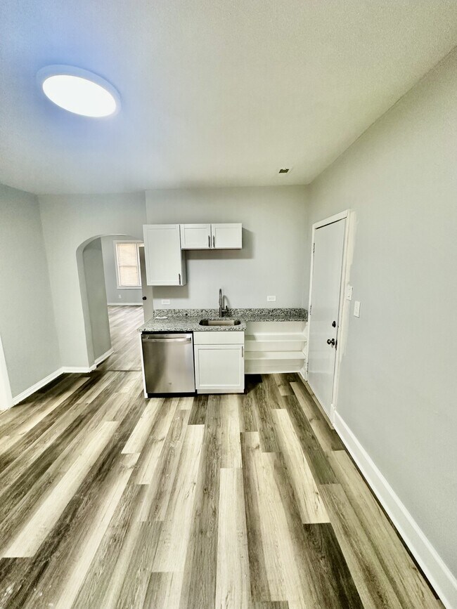 Foto del edificio - 1917 W 21st St