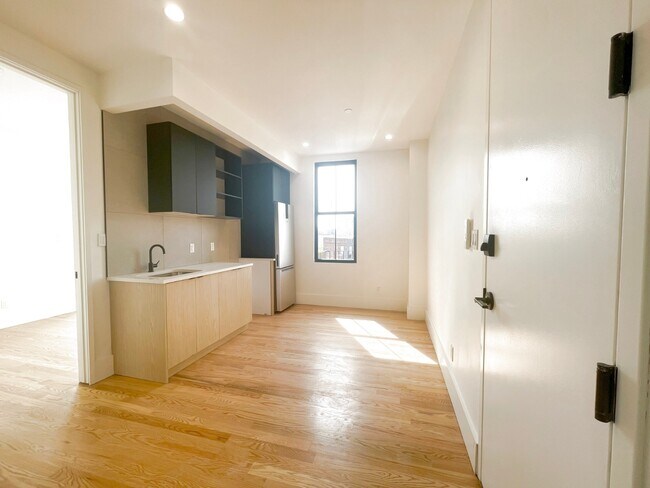 Foto del edificio - 152 Saint Johns Pl