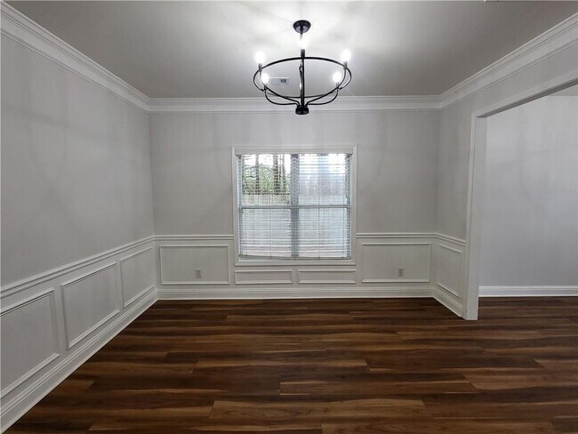 Building Photo - 4231 Suwanee Brook Ct