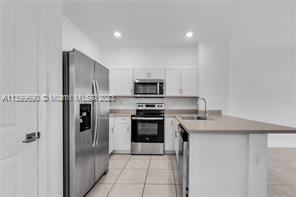 Foto del edificio - 3 br, 2.5 bath Townhome - 1100 SW 7th Ct