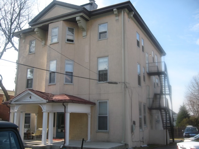 Photo - 4 W Athens Ave