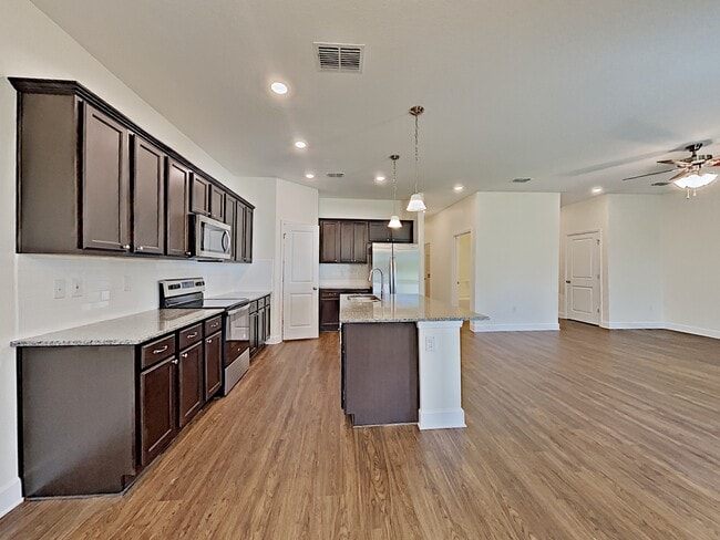 Building Photo - 1022 Walden Oaks Pl