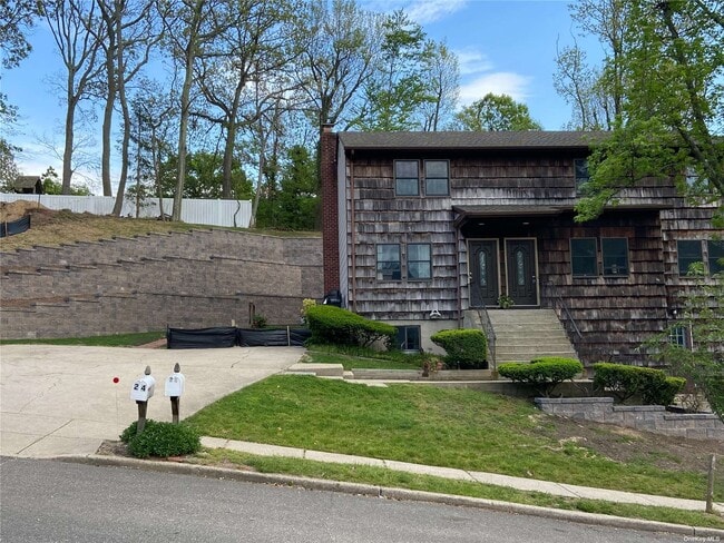Building Photo - 22 Conifer Ct