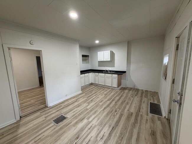 Foto del edificio - 2900 S 13th St