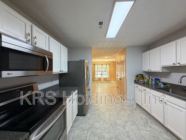 Foto del edificio - 1129 Hampton Ave