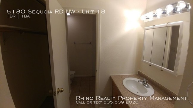 Foto del edificio - 5180 Sequoia Rd NW