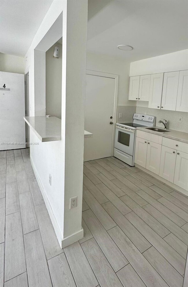 Building Photo - 660 NE 88th Terrace