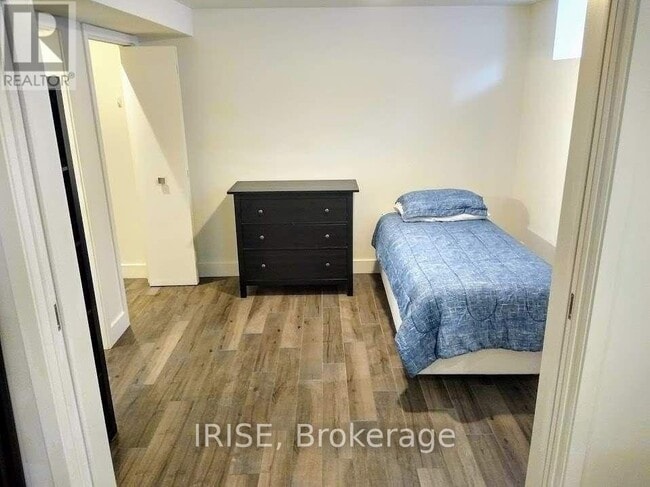 Photo du bâtiment - 11 Donmore Ave