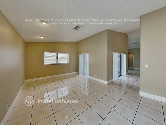 Foto del edificio - 11520 Whisper Sound Dr
