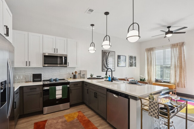 Building Photo - Artea Apartments