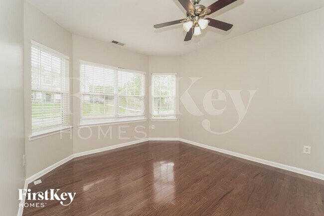 Building Photo - 12204 Palomar Dr