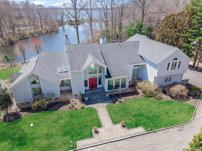 Photo - 19 Mallard Dr House