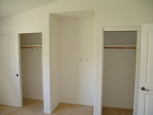 Building Photo - 3387 Strada Circolare