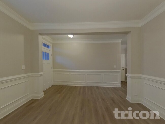 Foto del edificio - 3913 Norman View Dr