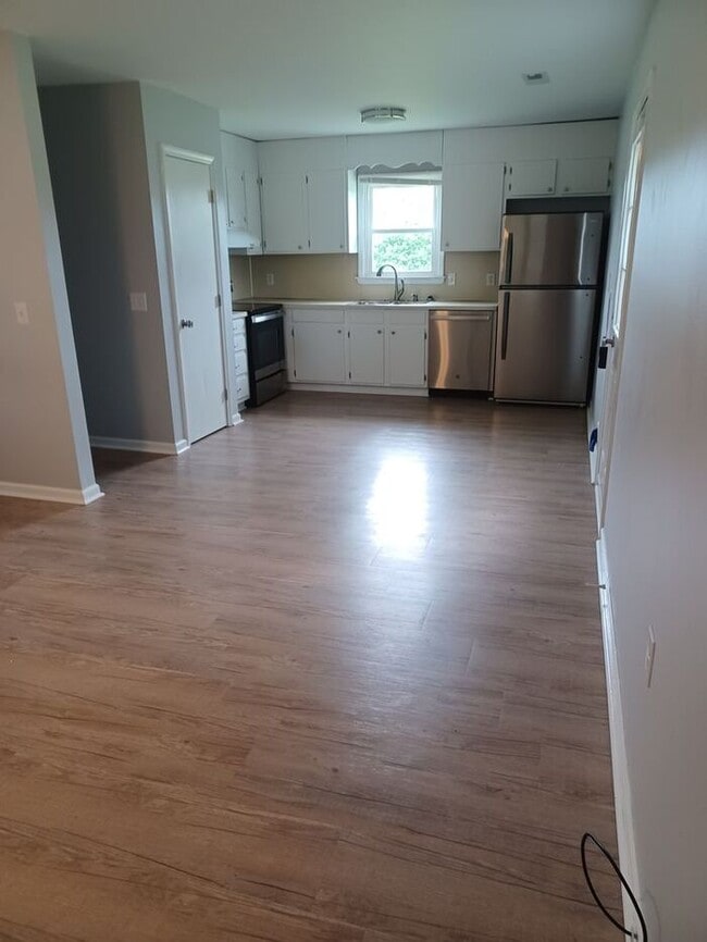 Building Photo - 2BD/1BA Duplex at Ponderosa Village