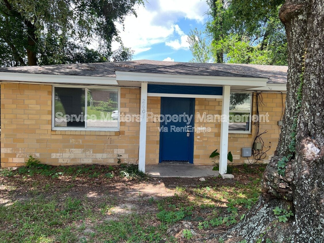 Primary Photo - 2601 W Belmont St
